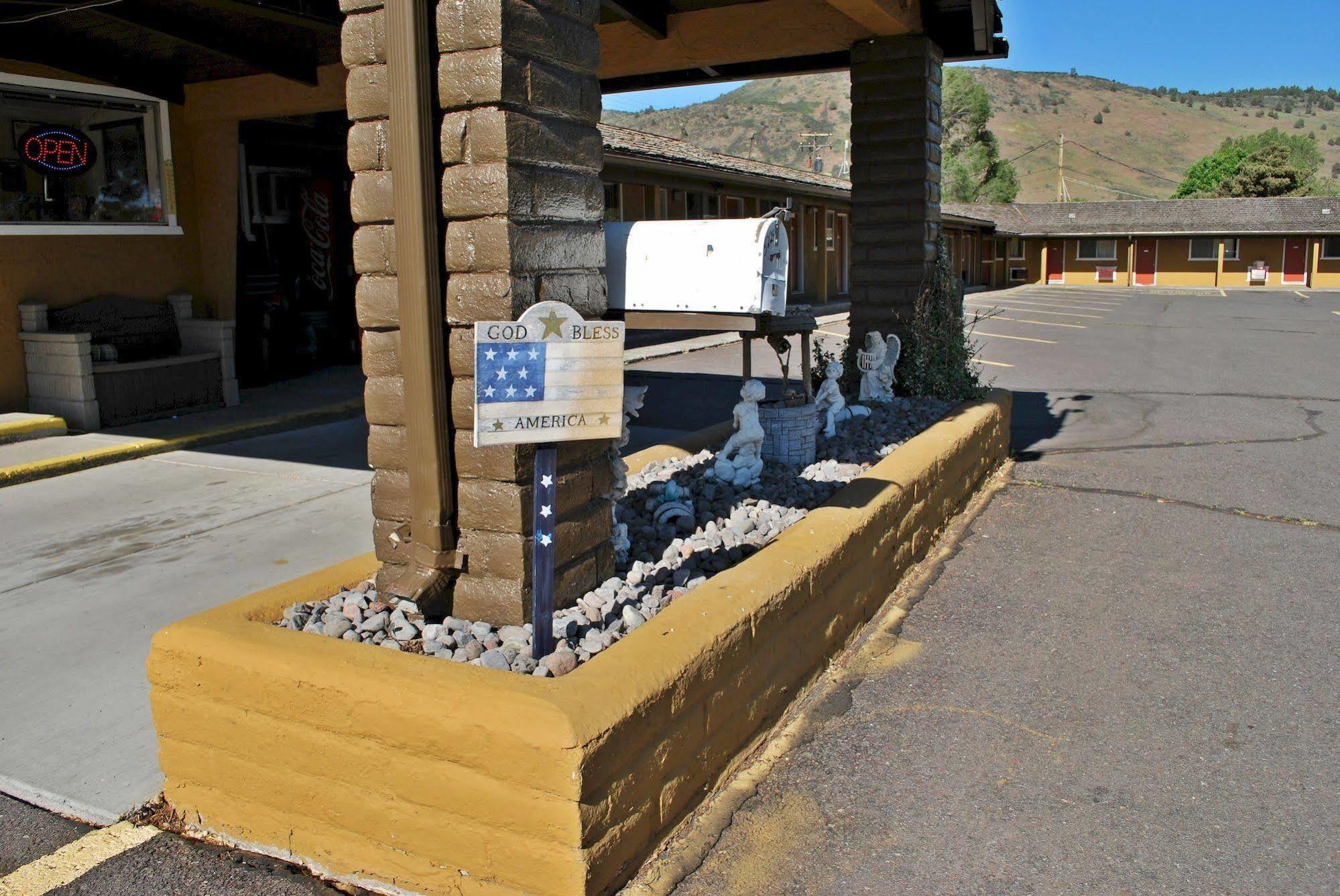 קלאמאת' פולס Oregon Motel 8 And Rv Park מראה חיצוני תמונה