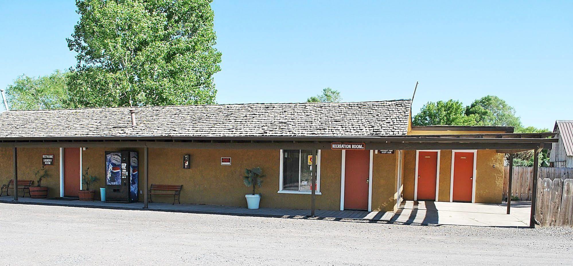 קלאמאת' פולס Oregon Motel 8 And Rv Park מראה חיצוני תמונה